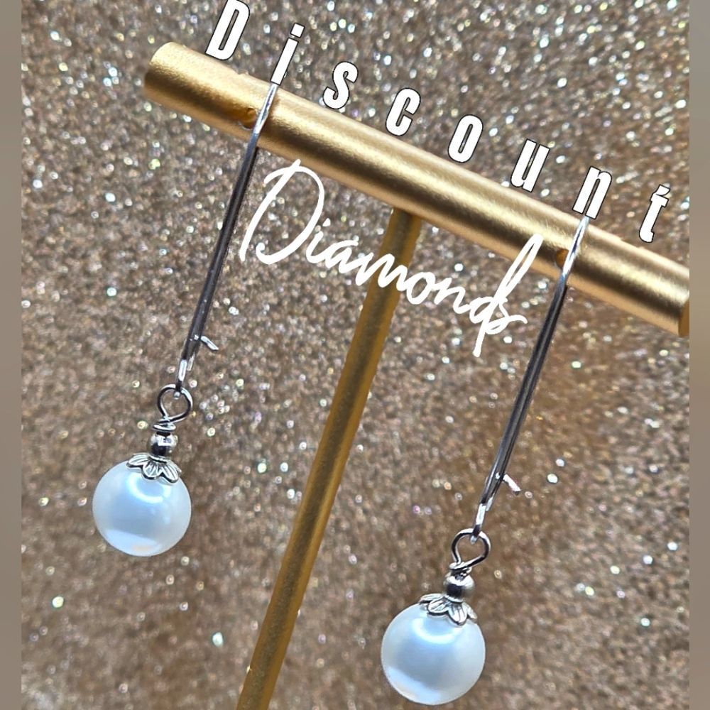 White South Sea Shell 10 mm Pearl Earrings Wire Hook on 925 Silver